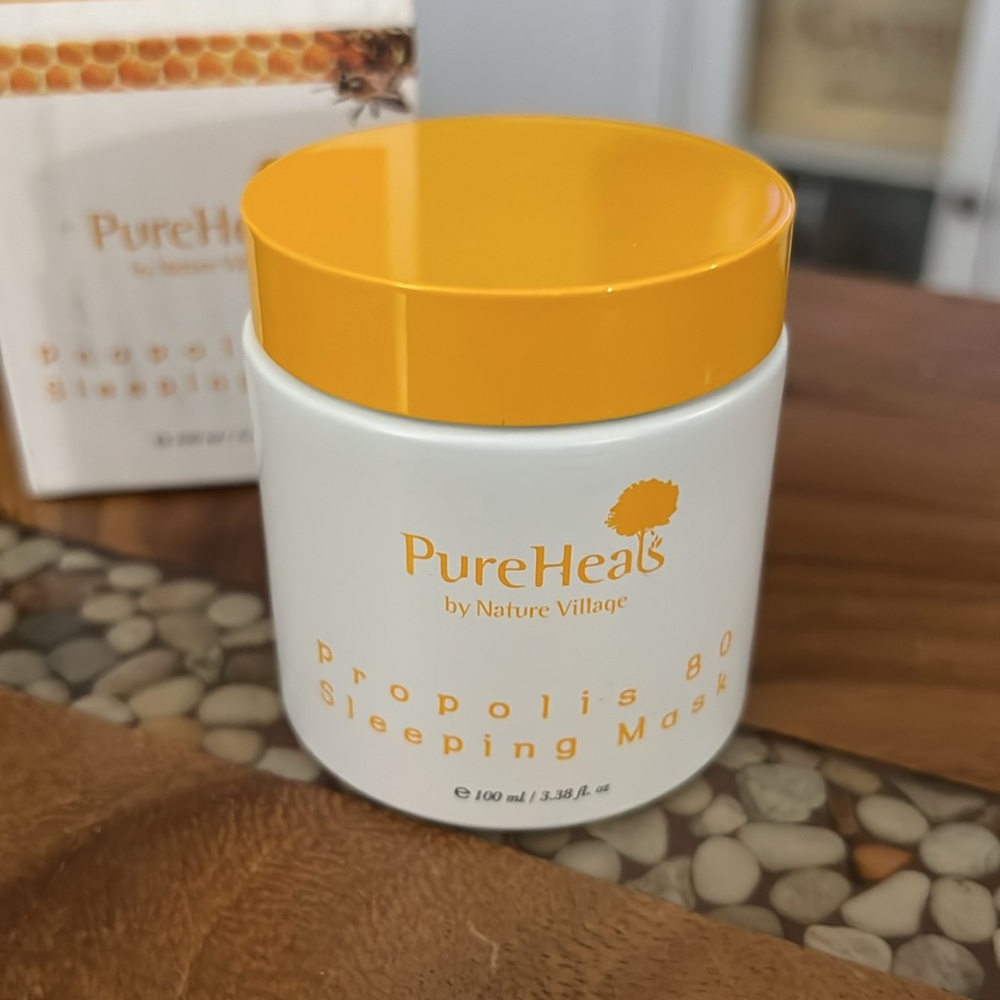 New PureHeals Propolis 80 Sleeping Pack